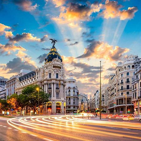 Latina Sol Appartement Madrid Buitenkant foto