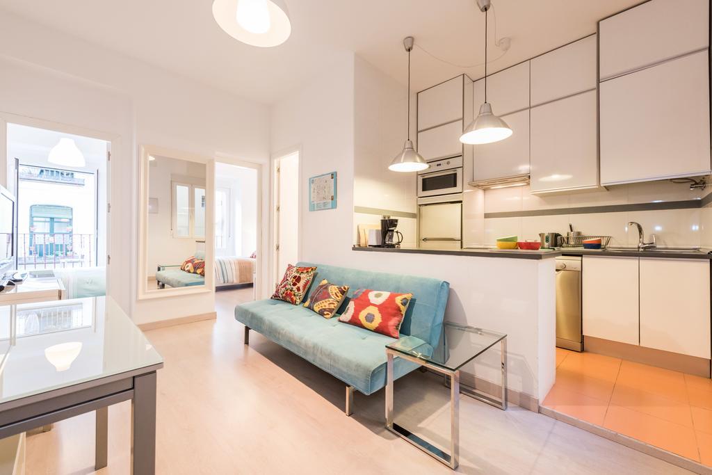 Latina Sol Appartement Madrid Buitenkant foto
