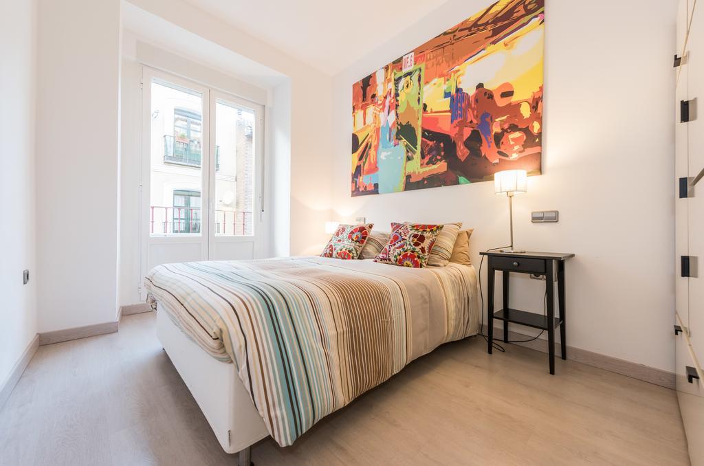 Latina Sol Appartement Madrid Buitenkant foto