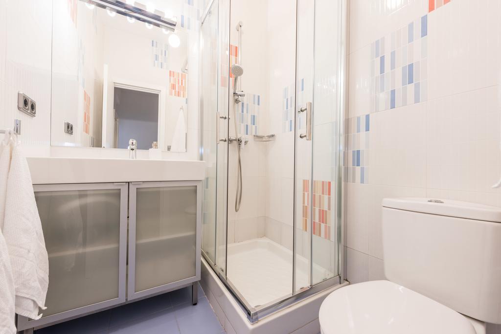 Latina Sol Appartement Madrid Buitenkant foto